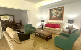 Great Apartment In Copacabana Besides The Beach!